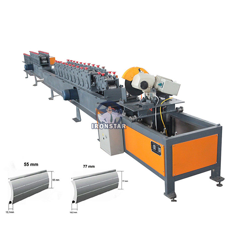 0.3-0.6mm Metal Sheet Pu Foam Door Shutter Roll Forming Machine Long Using Life