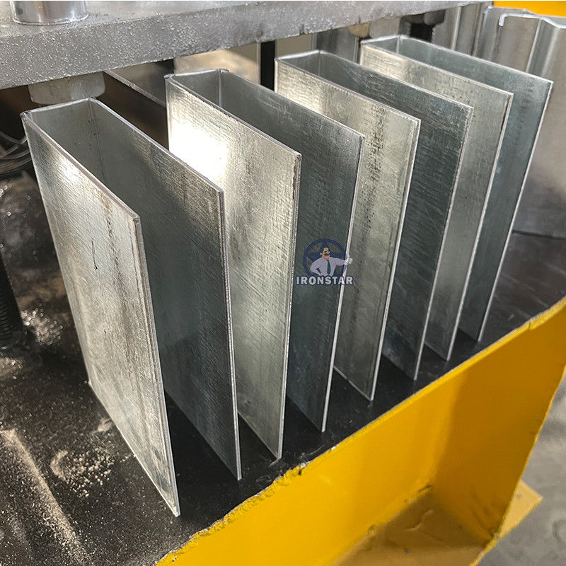 Customized 1.3-2mm Metal 30-100mm U Guide Rail Roll Forming Machine for Garage Store & Factory in Saudi Arabia