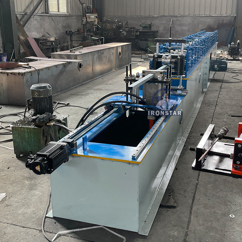 Custom Square Tube Roll Forming Machine 1mm -3mm Thickness Automatic Cutting