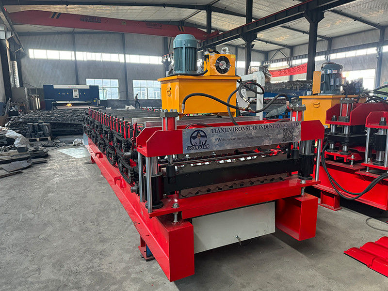 840 trapezoidal sheet and 836 corrugated double layer roll forming machine for Bolivia